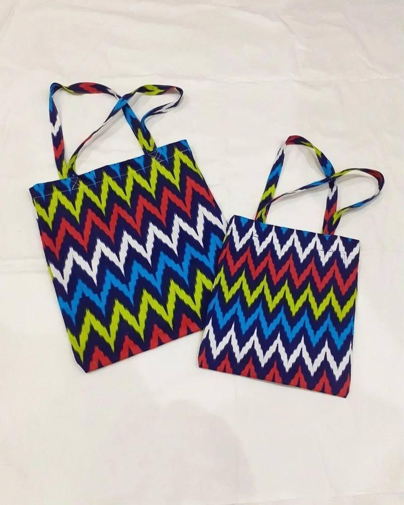 Rangli zigzag naqshli mato sumka
